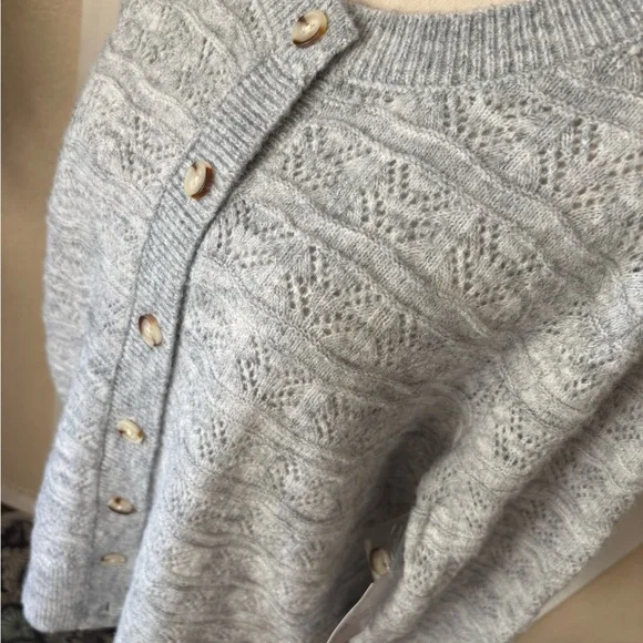 Grey button up sweater 
Women’s size XL - Picture 7 of 14